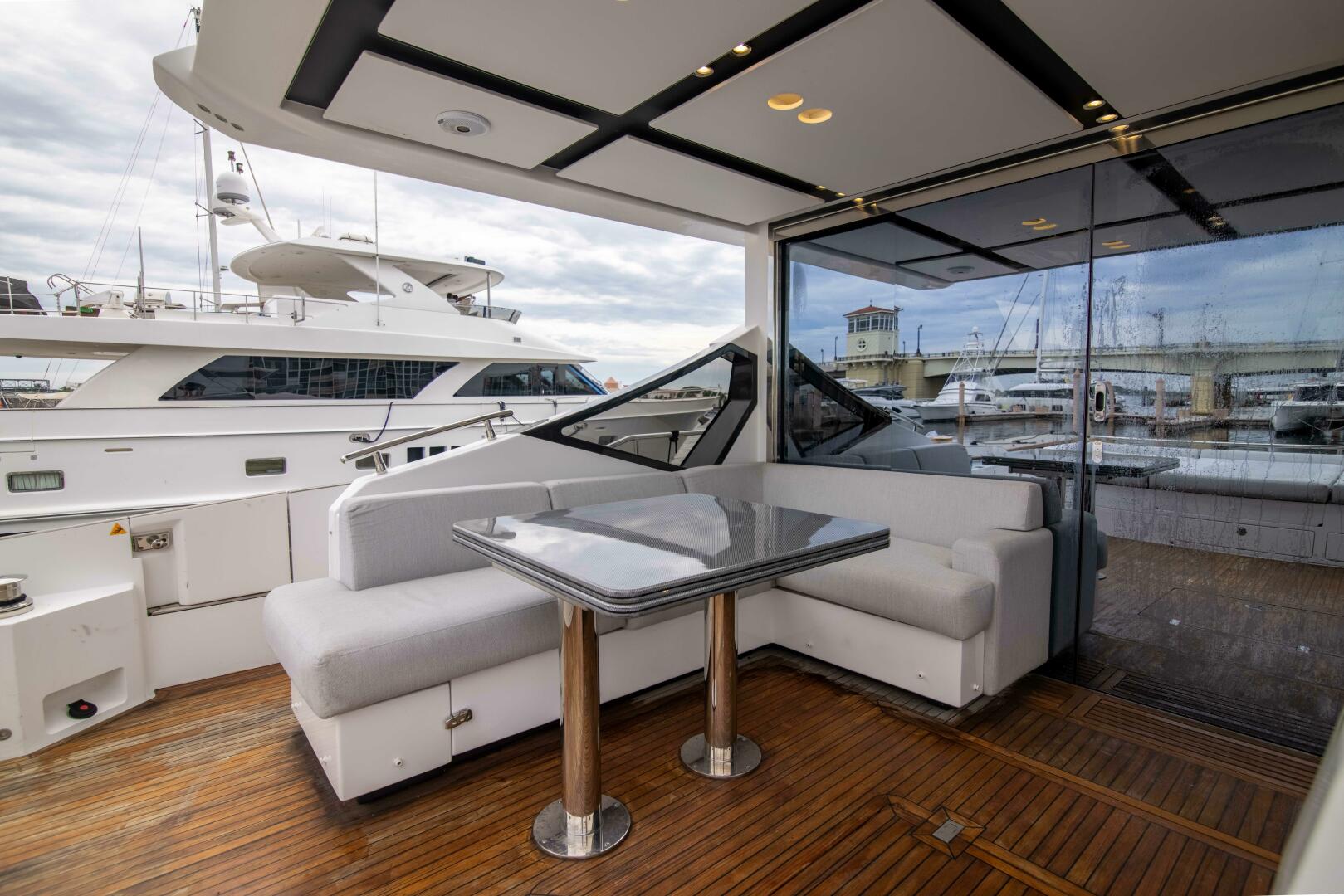 2019 Azimut S7 - Image 10