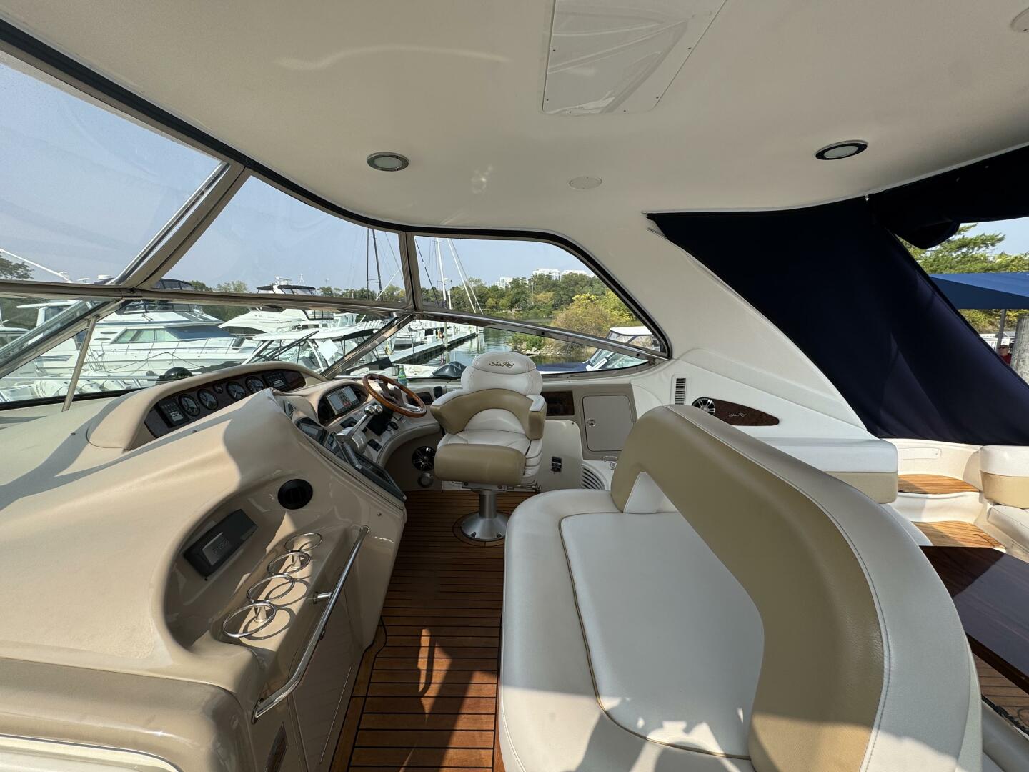 2001 Sea Ray 540 Sundancer - Image 15