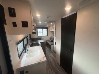 2026 JAYCO JAY FLIGHT SLX 210QB - Image 8