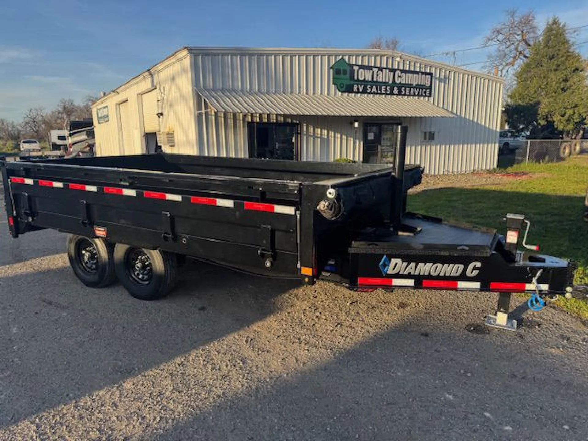 2026 DIAMOND C TRAILERS DIAMOND C DOD 207 DECK OVER DUMP 14X96 SIDES 22 - Image 1
