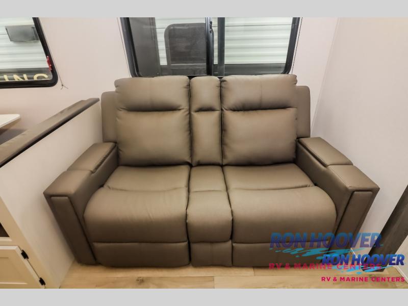 2025 COACHMEN 24RB - Image 12