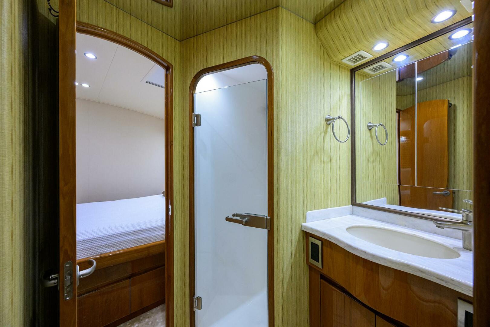 2014 Viking 76 Enclosed Bridge - Image 35