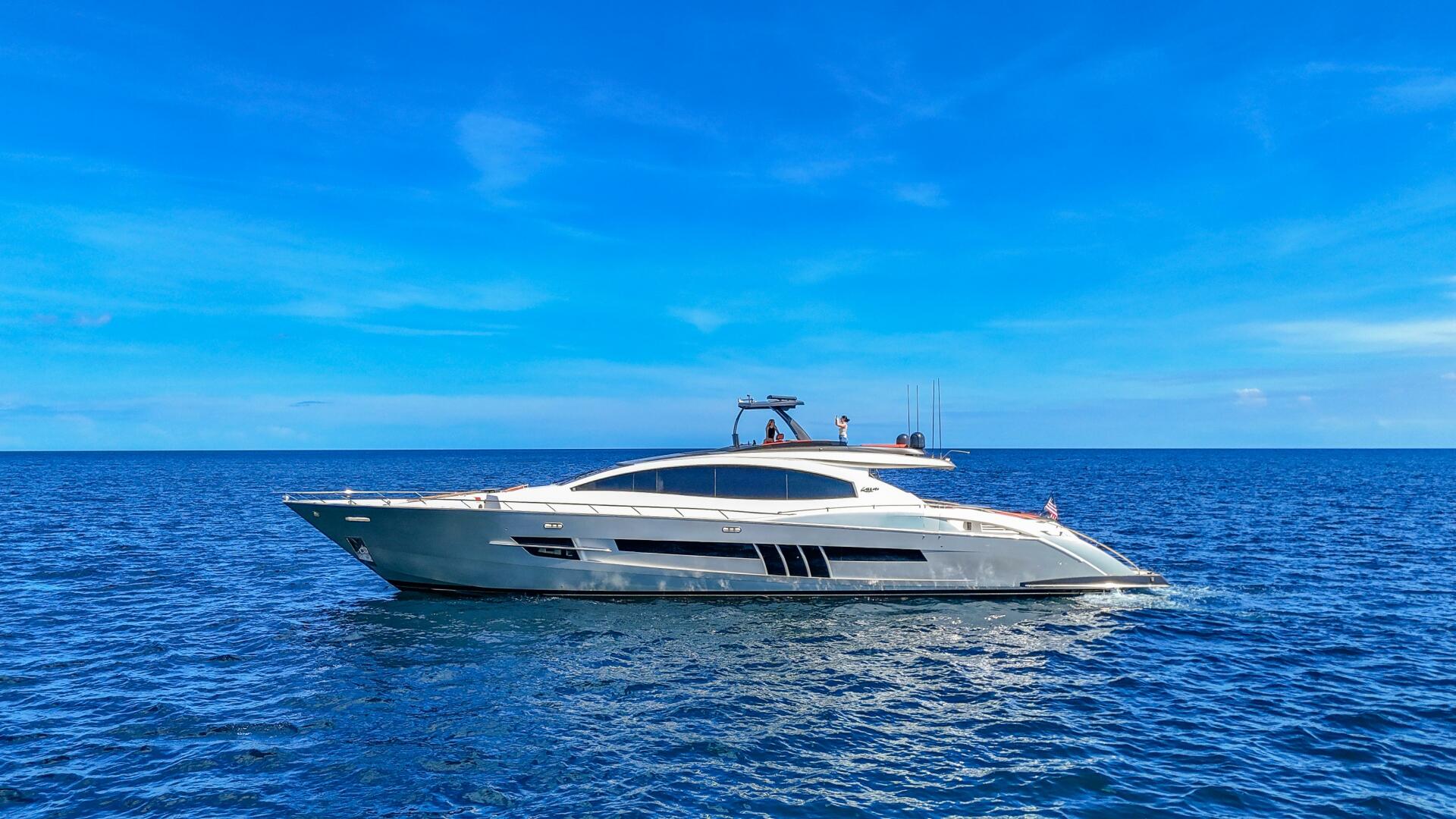 2010 Lazzara Yachts LSX 92 - Image 1
