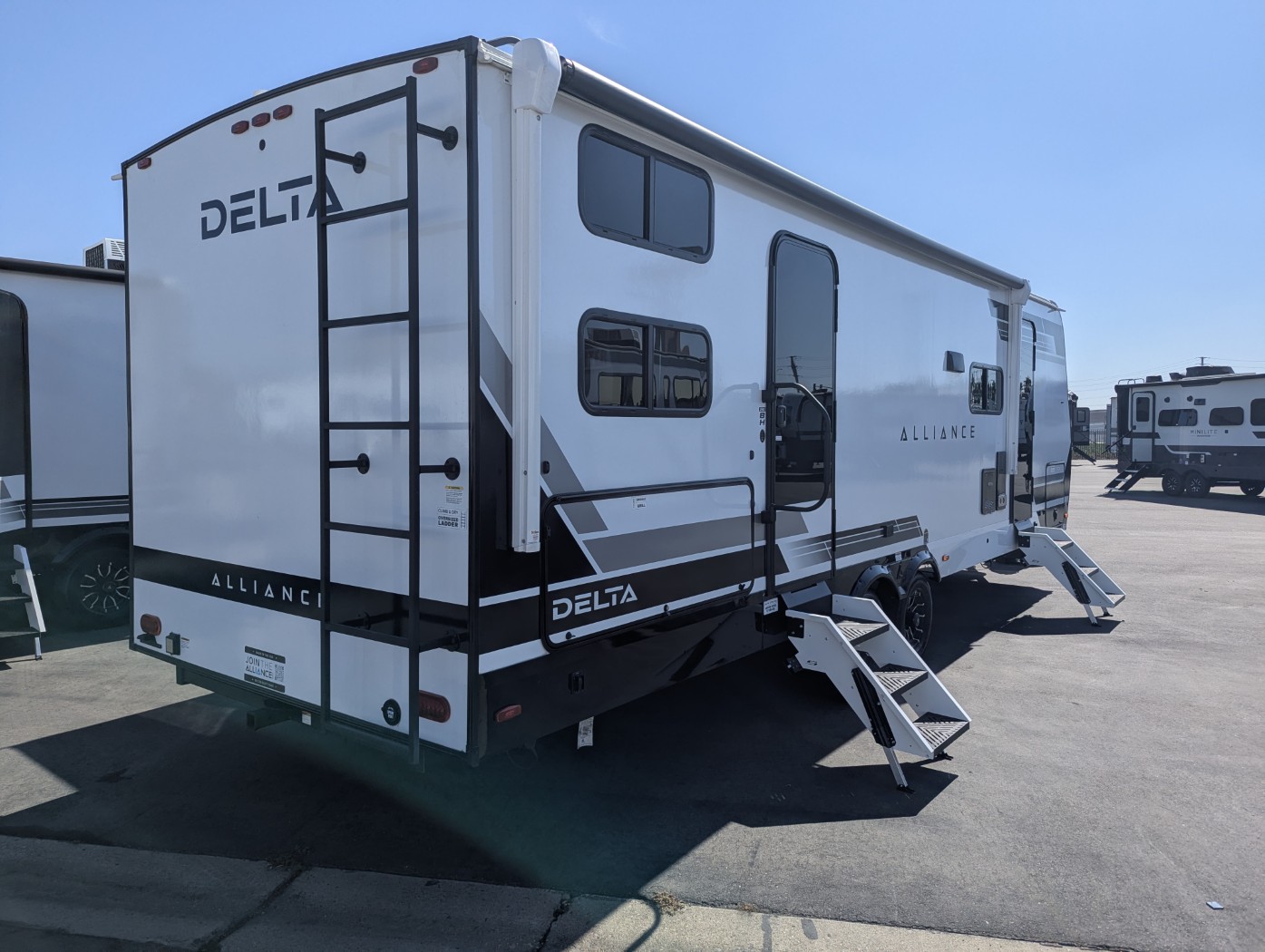 2027 Alliance RV Delta 281BH - Image 9