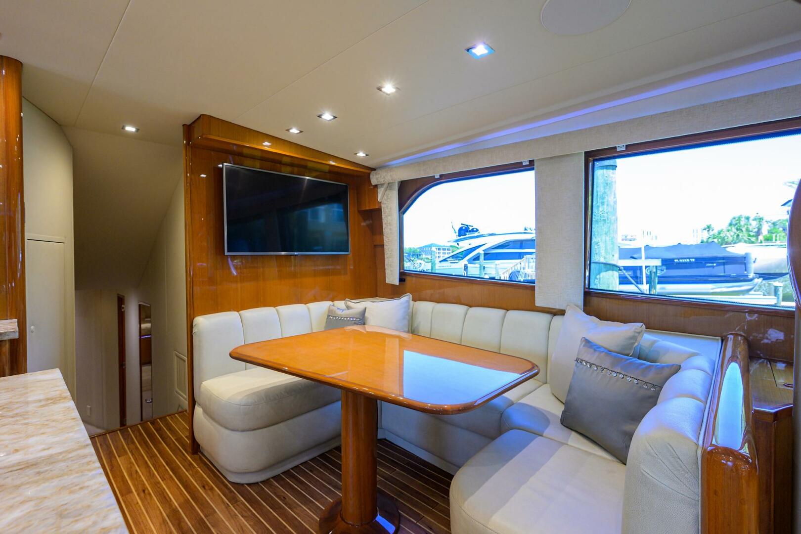 2004 Viking 65 Enclosed Bridge w/Tower - Image 23