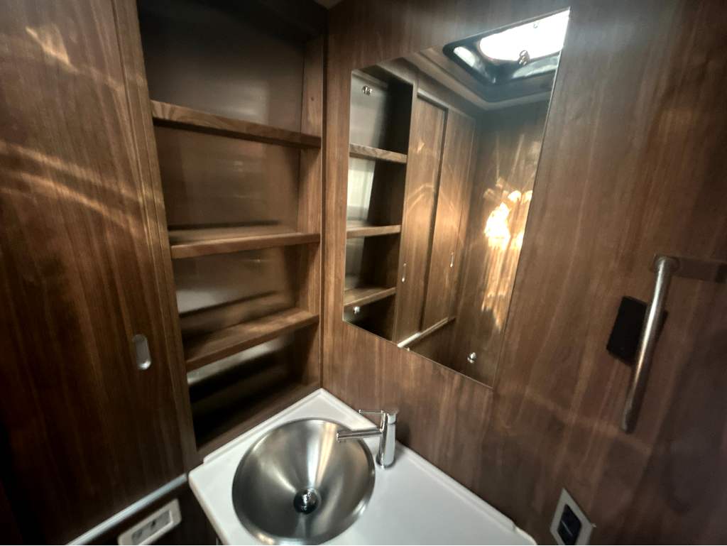 2027 AIRSTREAM ATLAS 25RT - Image 26