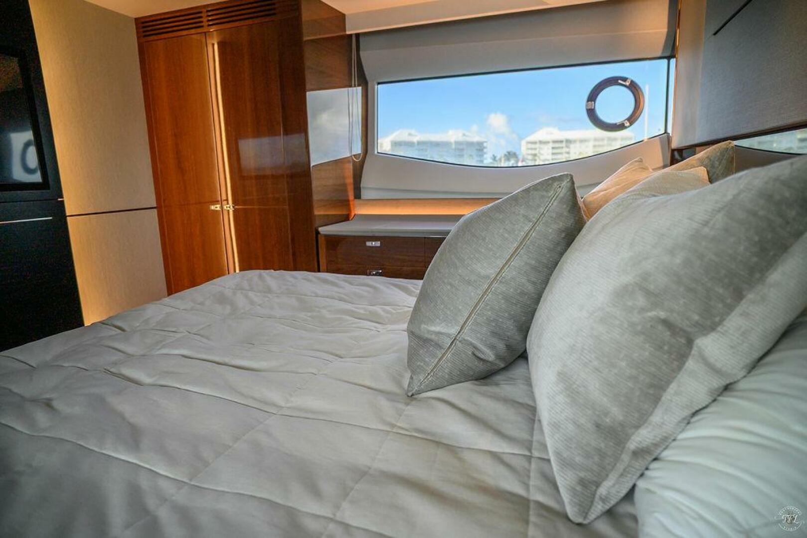 2021 Princess S62 - Image 52