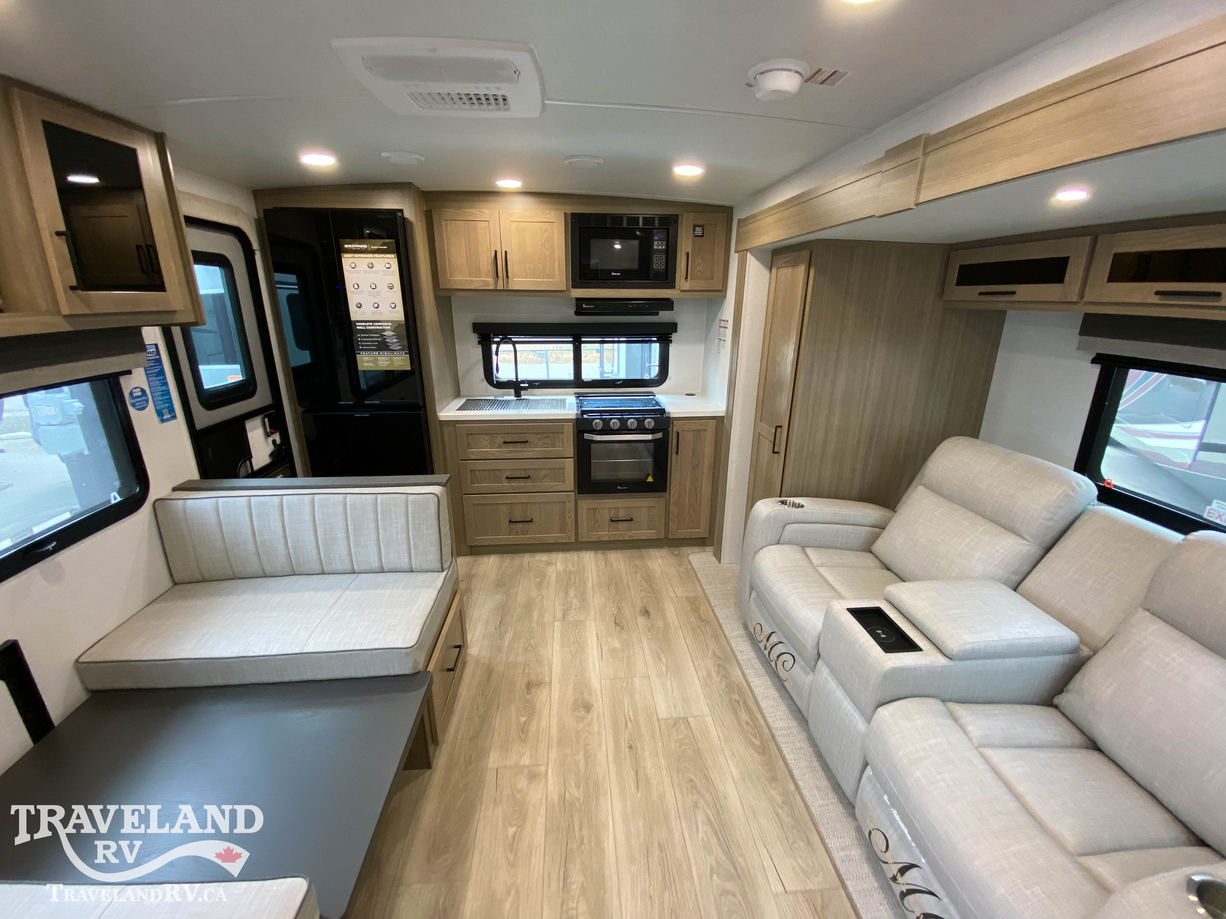2027 Forest River Rockwood Mini Lite 2515S - Image 4