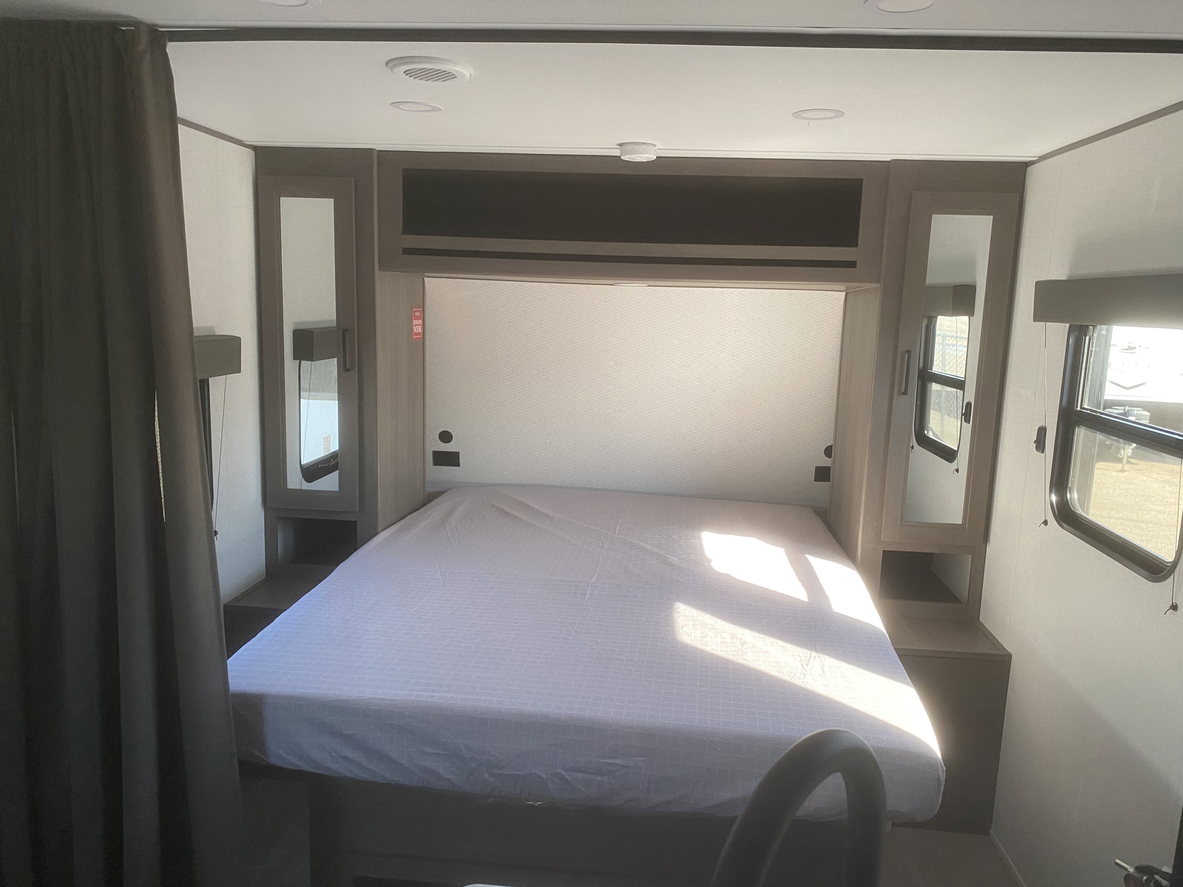 2026 GRAND DESIGN TRANSCEND 23BHX - Image 14
