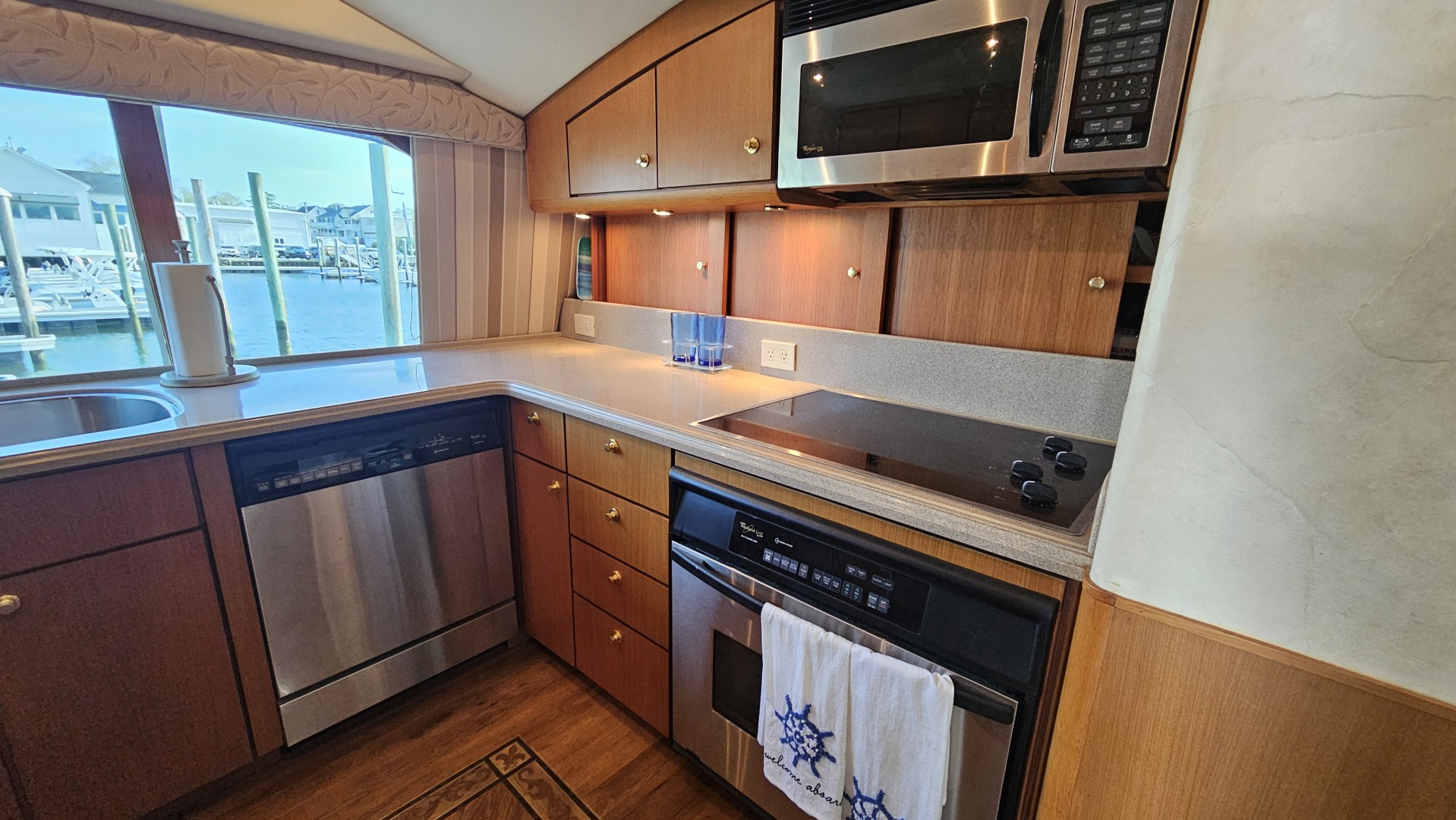 2000 Ocean Yachts 70 SUPER SPORT - Image 34