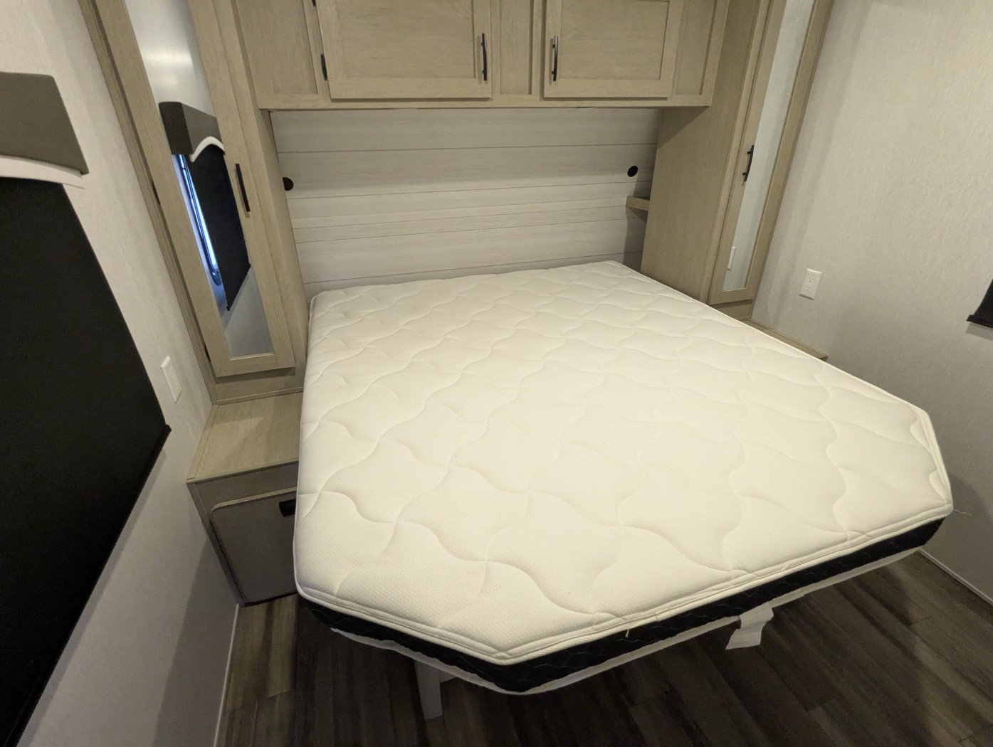 2024 Forest River EVO Southwest T2500 - Image 33