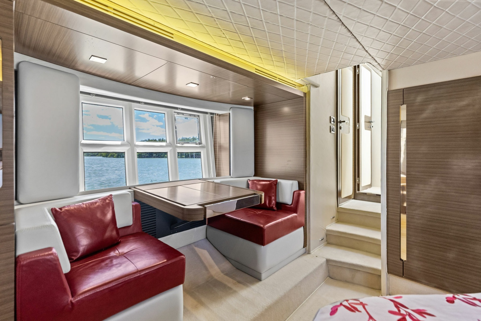 2015 Azimut 55S - Image 56