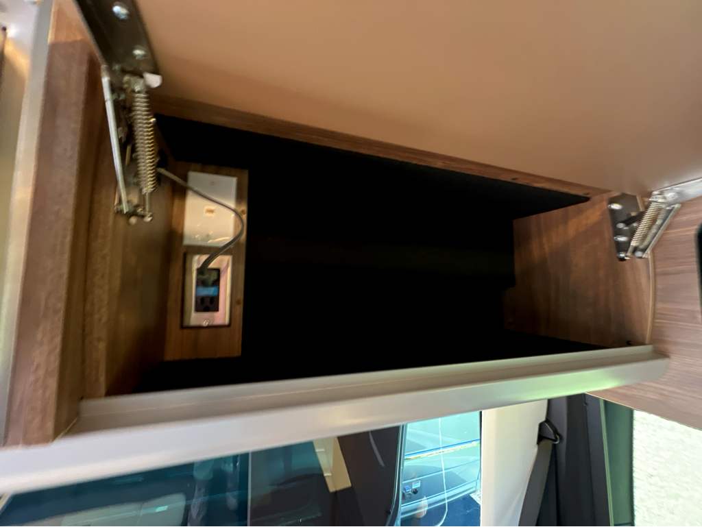 2026 Airstream Interstate 19 SE - Image 19