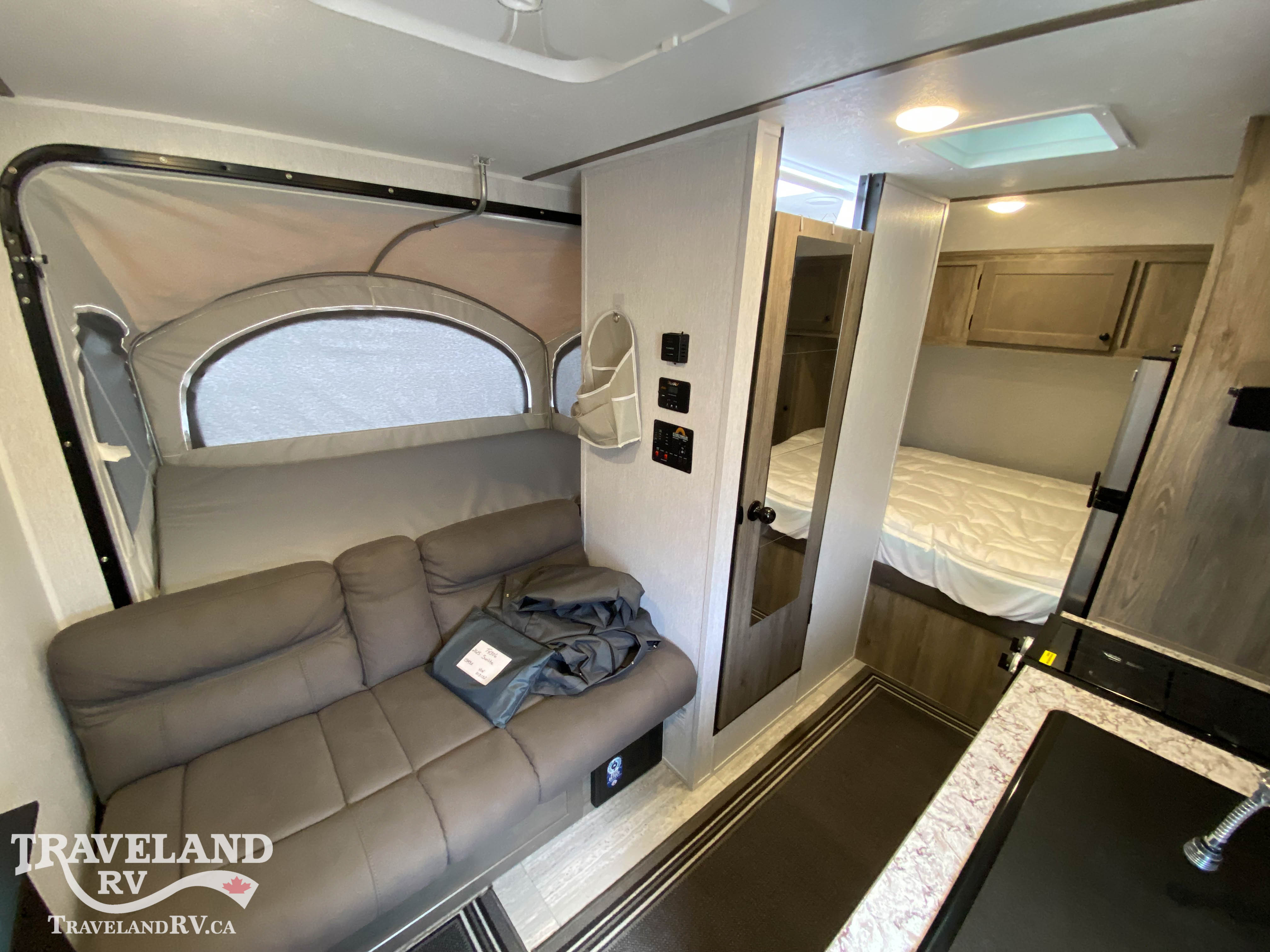 2025 SUNSET PARK RV SUN LITE 15MBX - Image 3