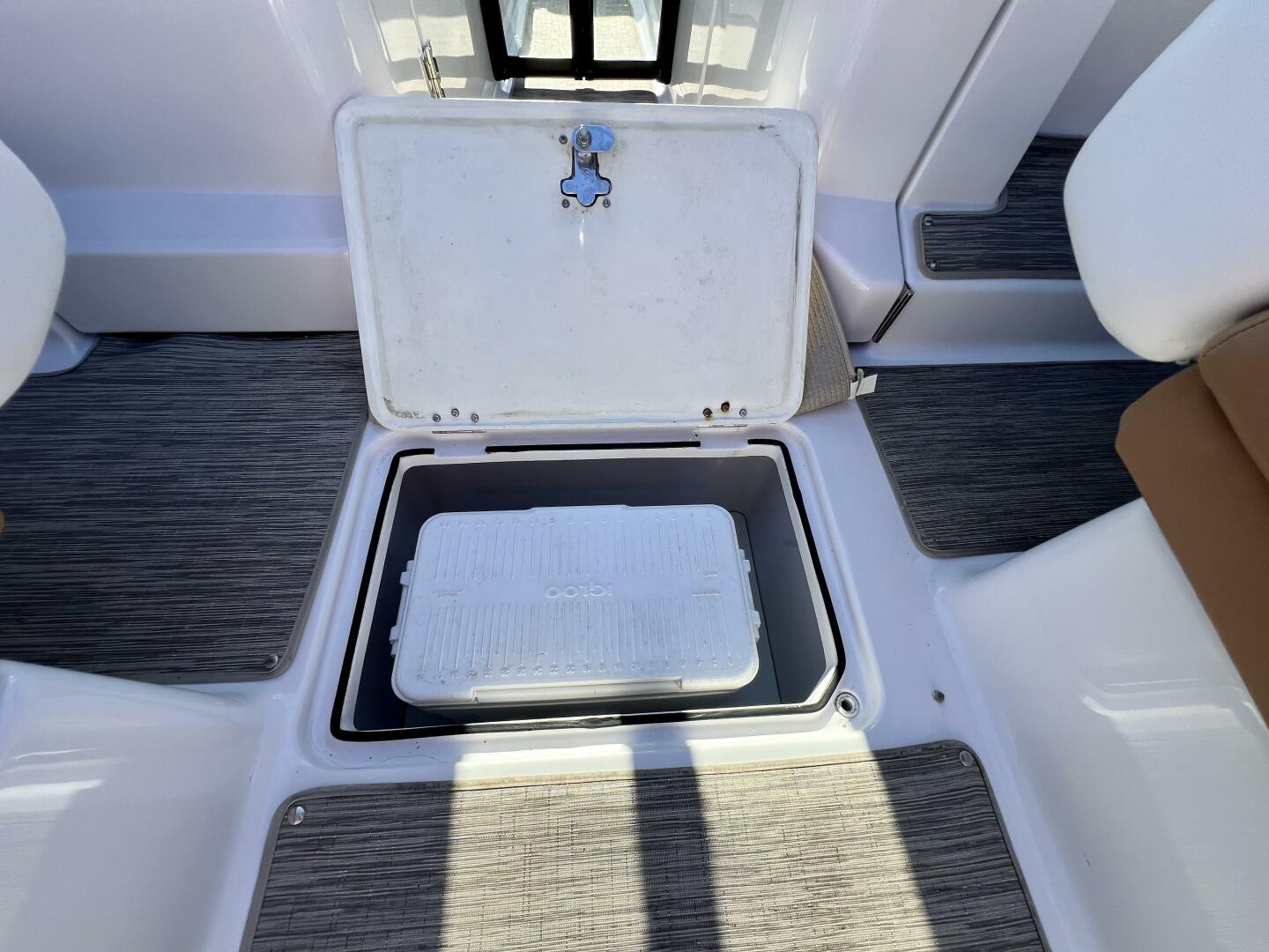2019 Four Winns H290 - Image 40