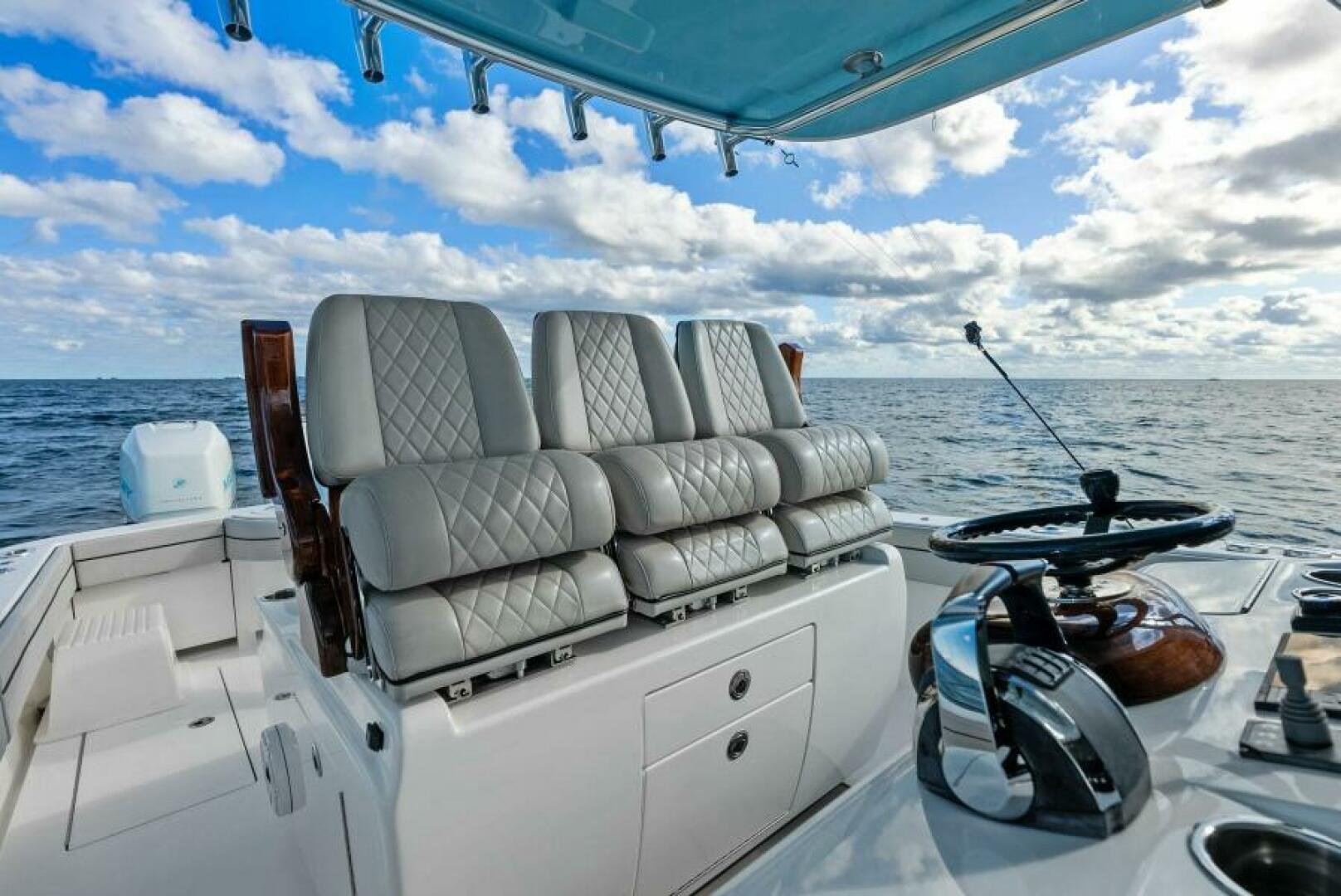 2021 Valhalla Boatworks V-37 - Image 19