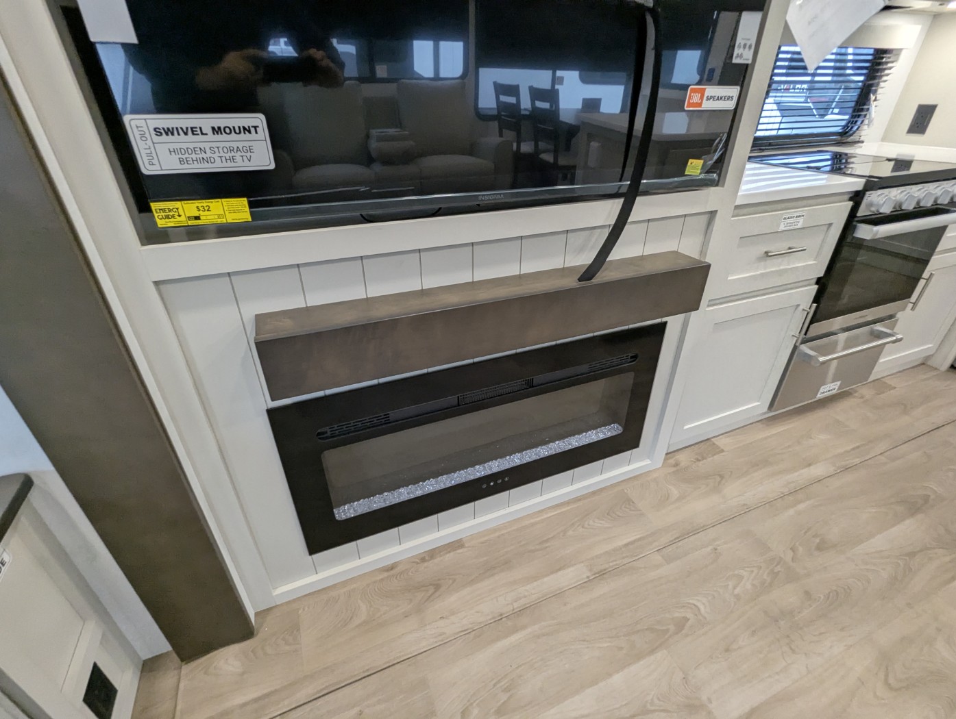 2027 Alliance RV Avenue 32RLS - Image 31