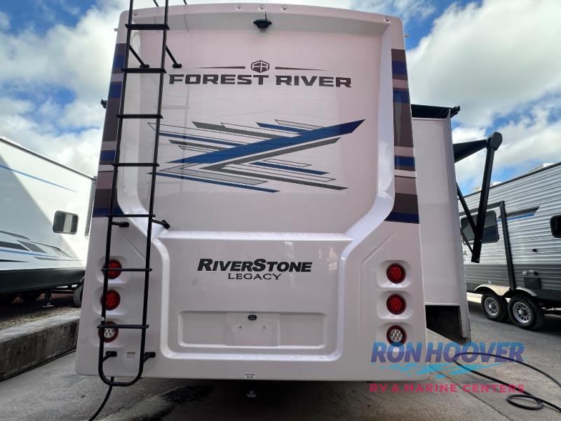 2026 FOREST RIVER 43BFC - Image 17