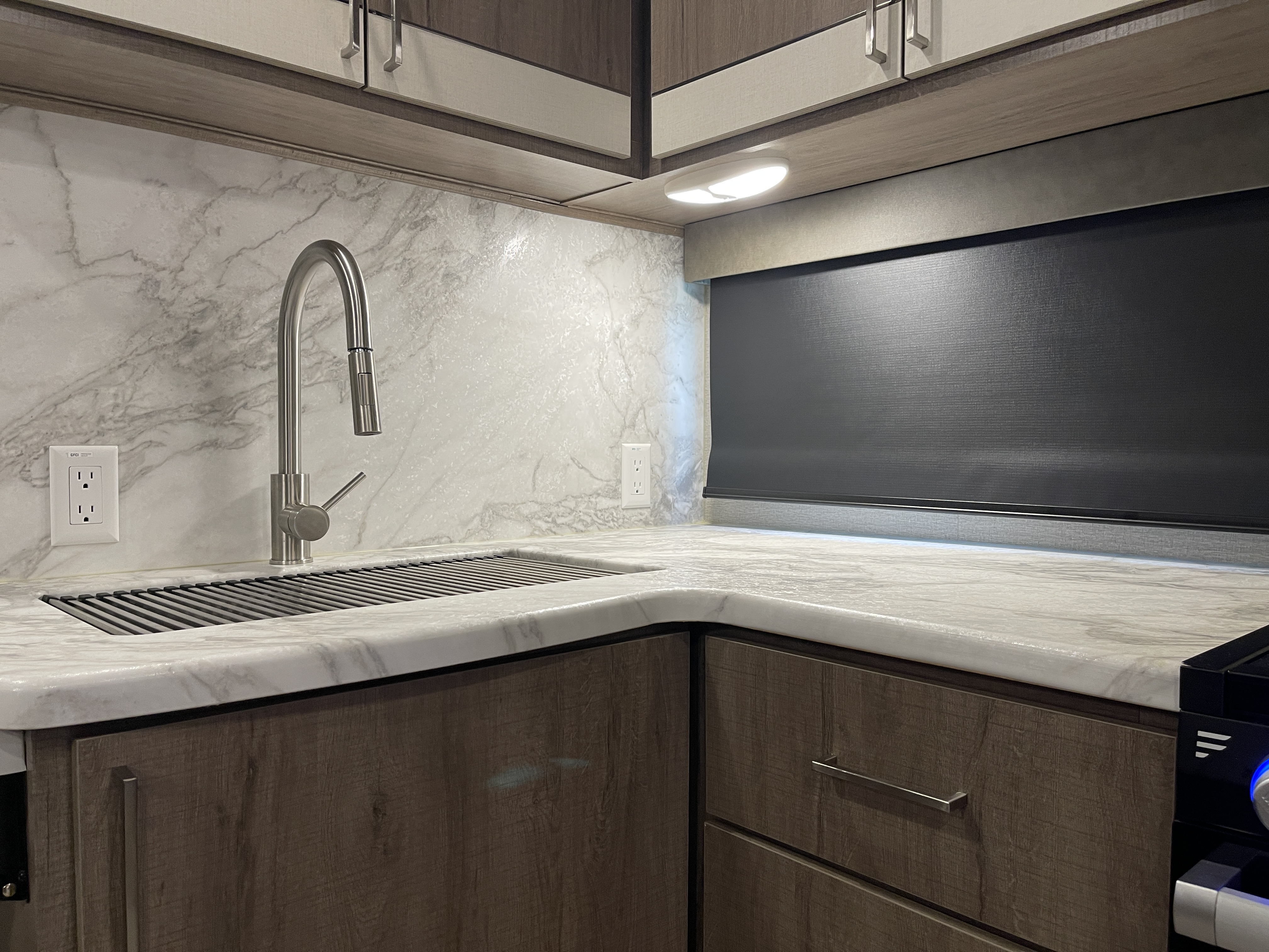 2022 Grand Design Imagine 2800BH - Image 17