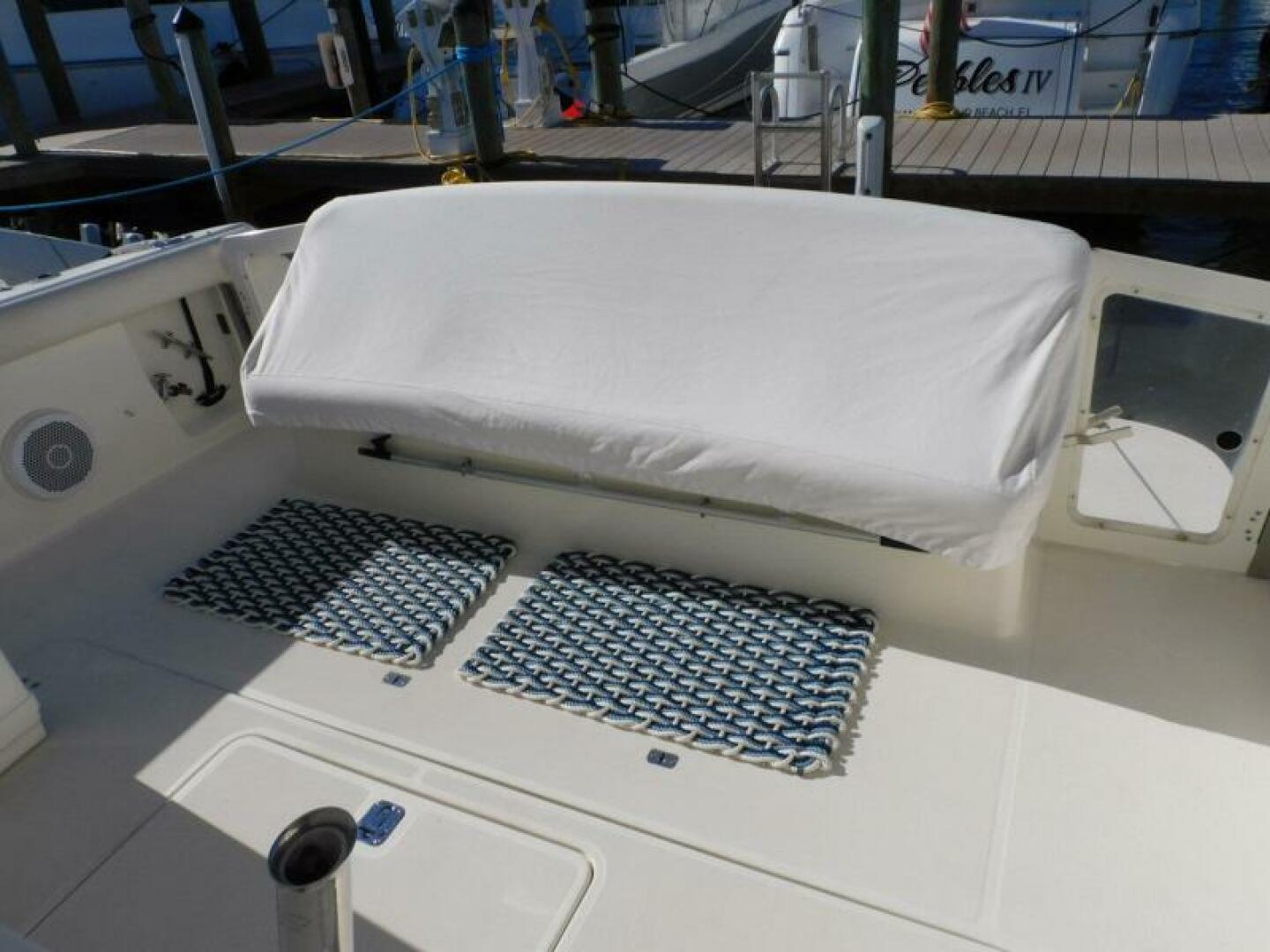 1995 Tiara Yachts 3500 Express - Image 12