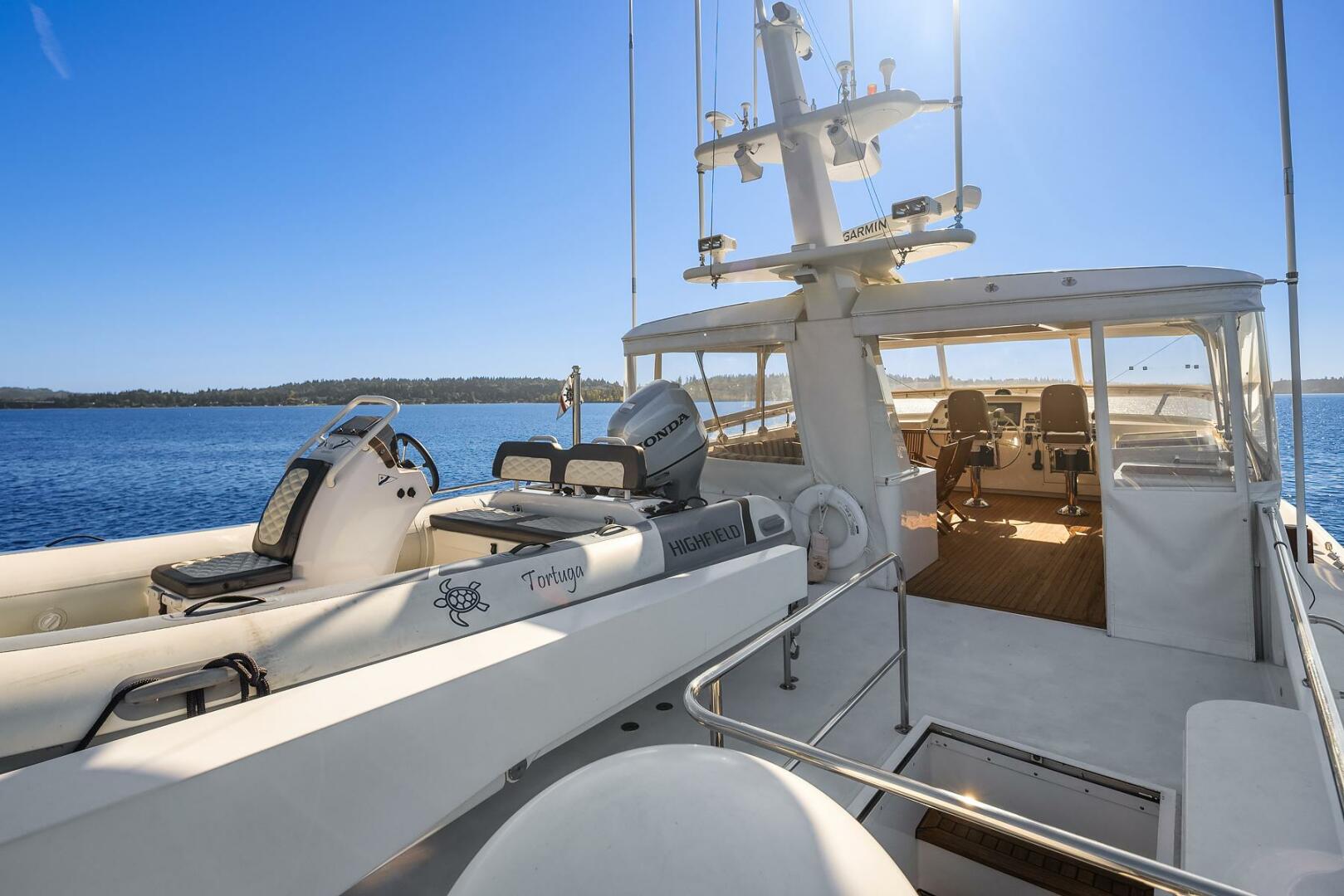 2001 Rayburn Custom Yachts Flush Deck - Image 50
