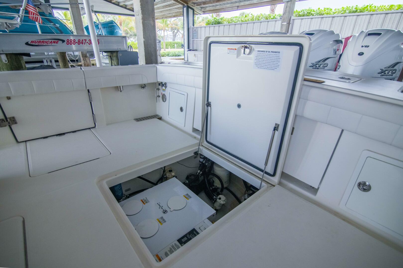 2021 Regulator 41 Center Console - Image 13