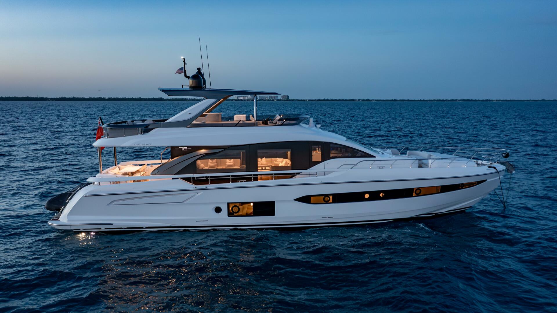 2022 Azimut 78 - Image 10