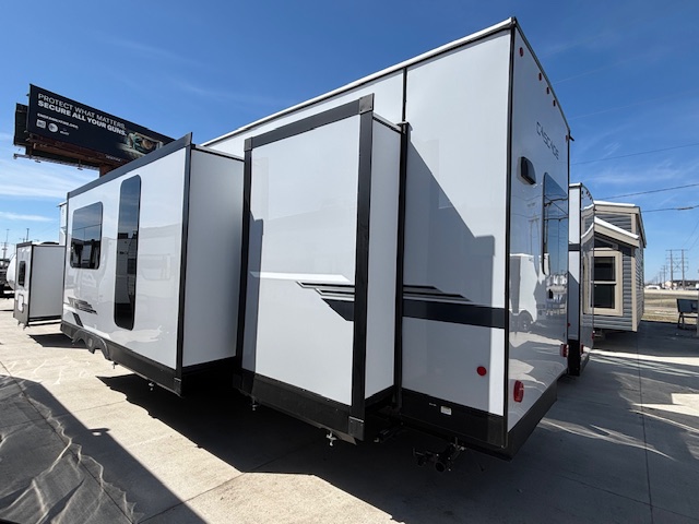 2026 CHEROKEE CASCADE 39ALBL - Image 4