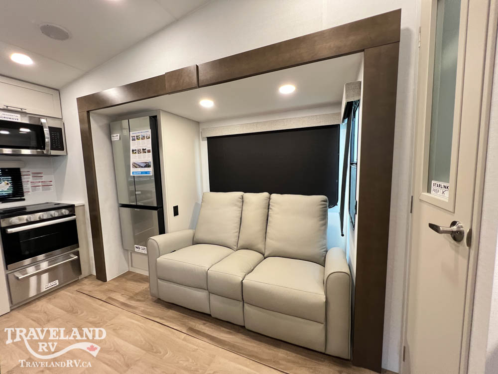 2027 Alliance RV Avenue 23ML - Image 17