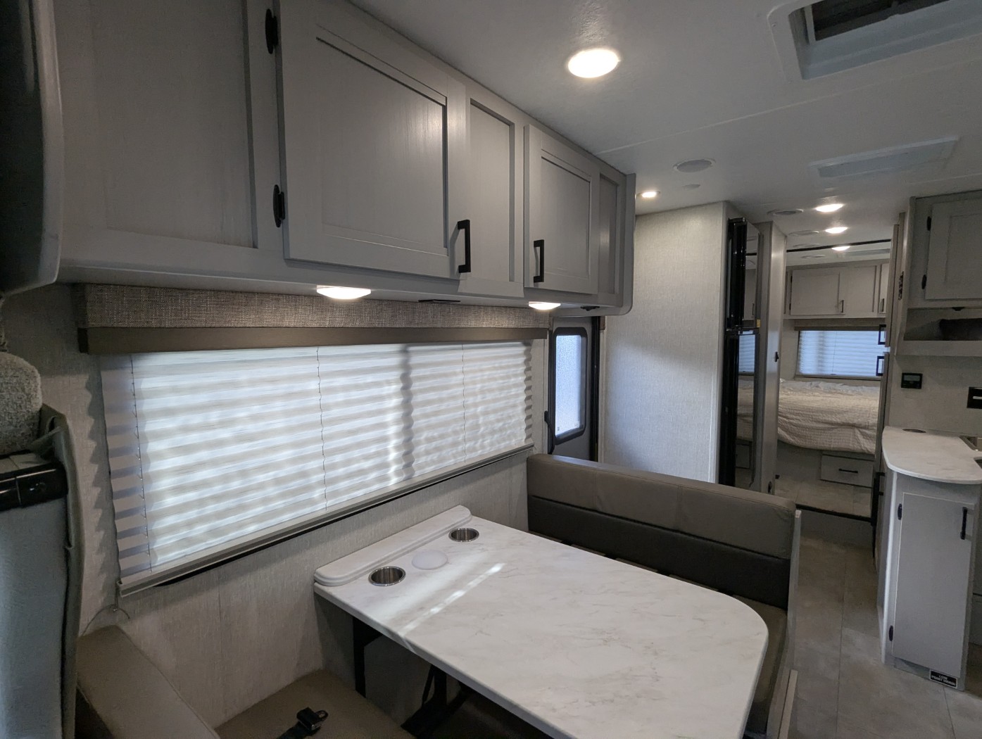 2025 Coachmen Leprechaun 260QB - Ford E-450 - Image 14