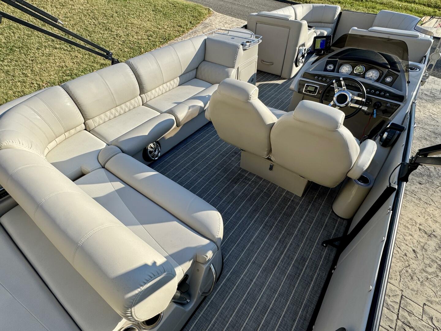2016 Harris Grand Mariner 250 SLEC Tritoon - Image 47