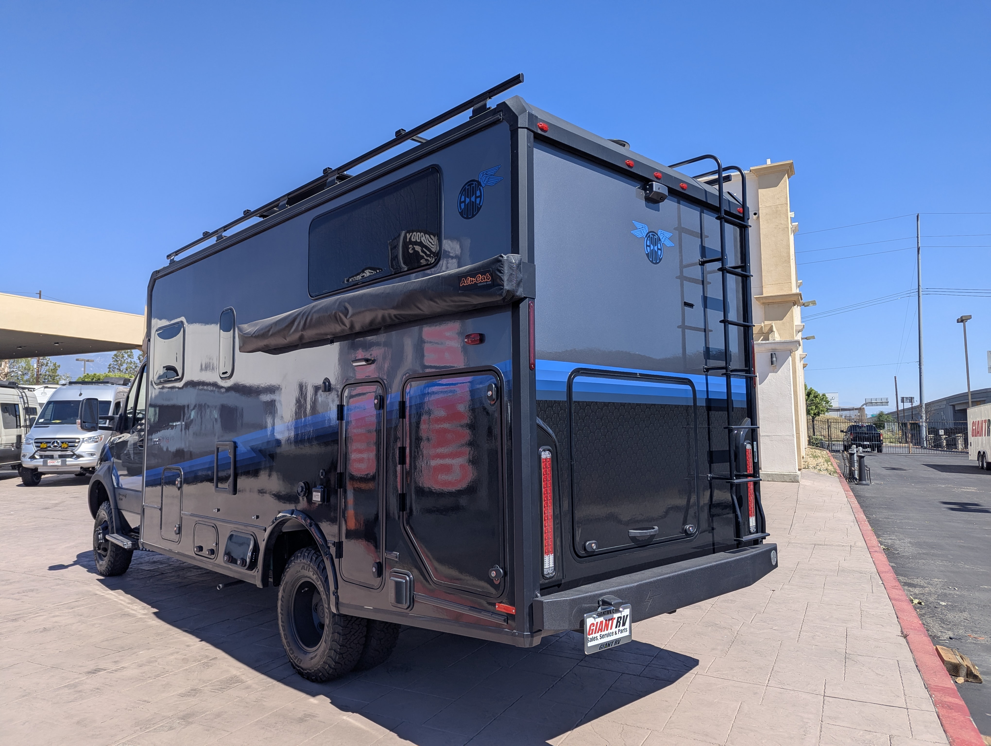 2026 Winnebago Ekko Sprinter 23B AWD - ATH Edition - Image 27