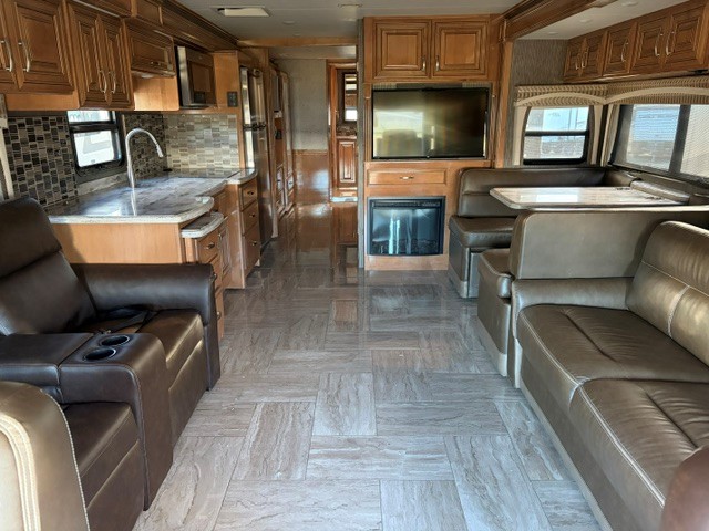 2019 Thor Motor Coach Aria 3901 - Image 7