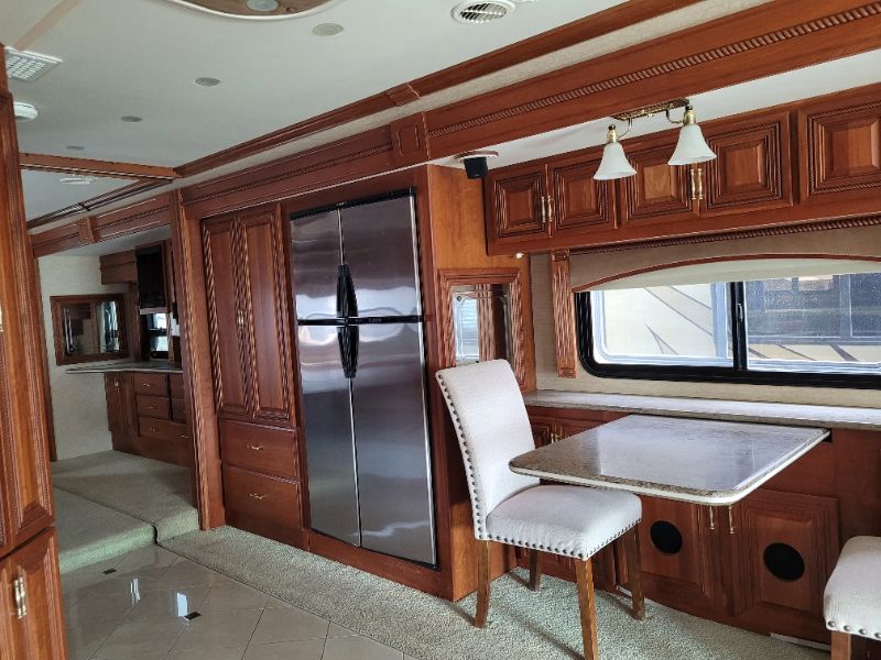 2008 Fleetwood American Eagle 42F - Image 10