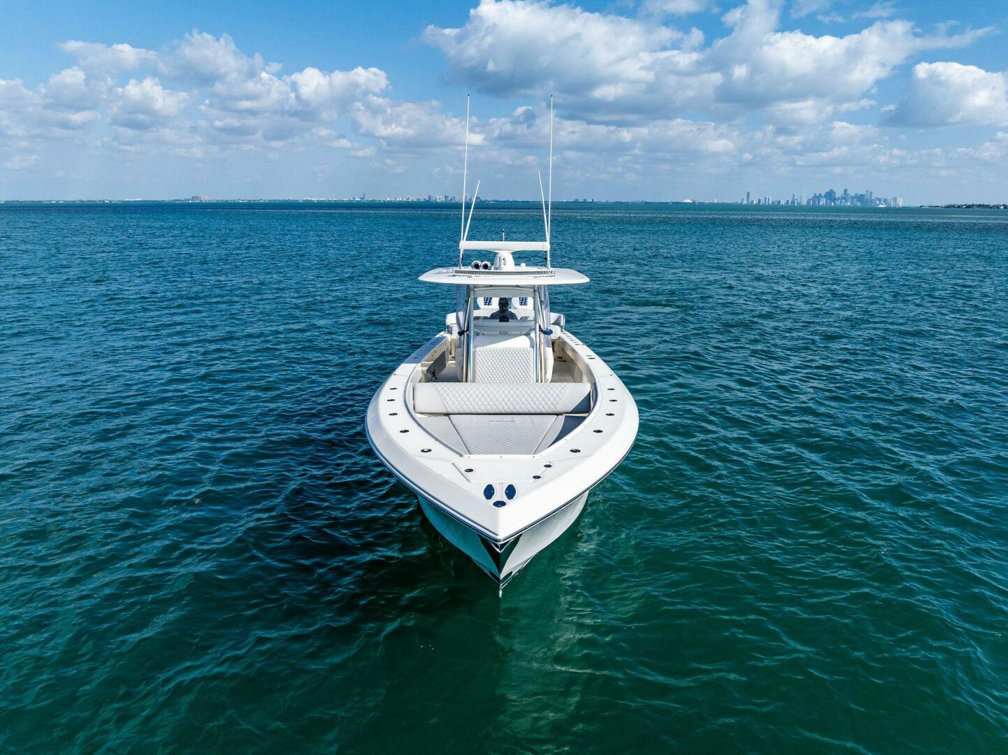 2015 Bahama 41 - Image 9