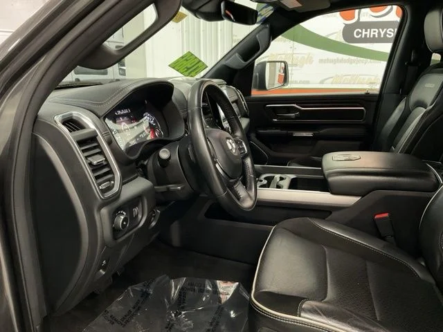 2024 Ram Ram 1500 Pickup Crew Cab Laramie 4WD - Image 13