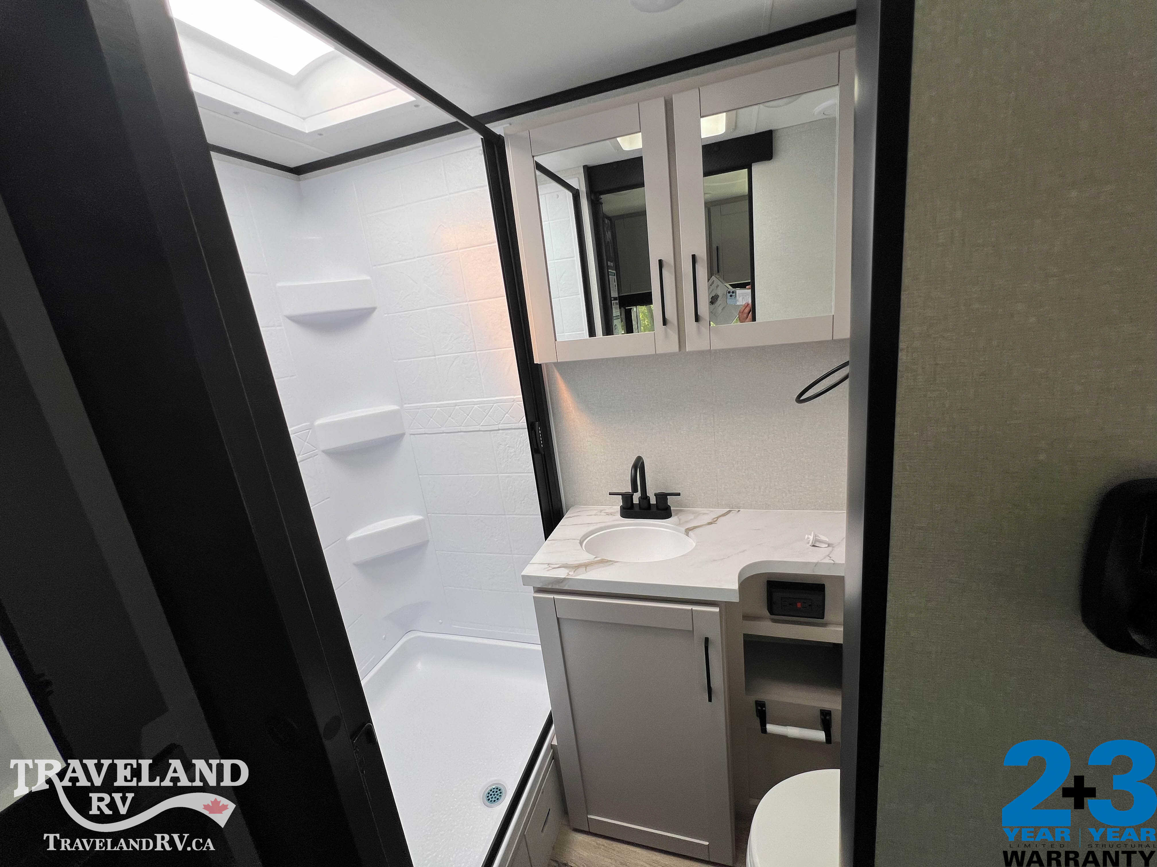 2026 Jayco Jay Feather 19MRK - Image 20