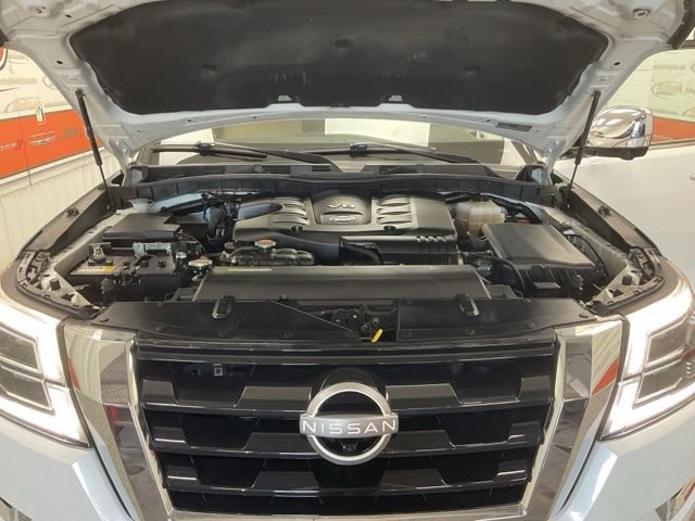 2022 Nissan Armada Utility 4D Platinum AWD - Image 14