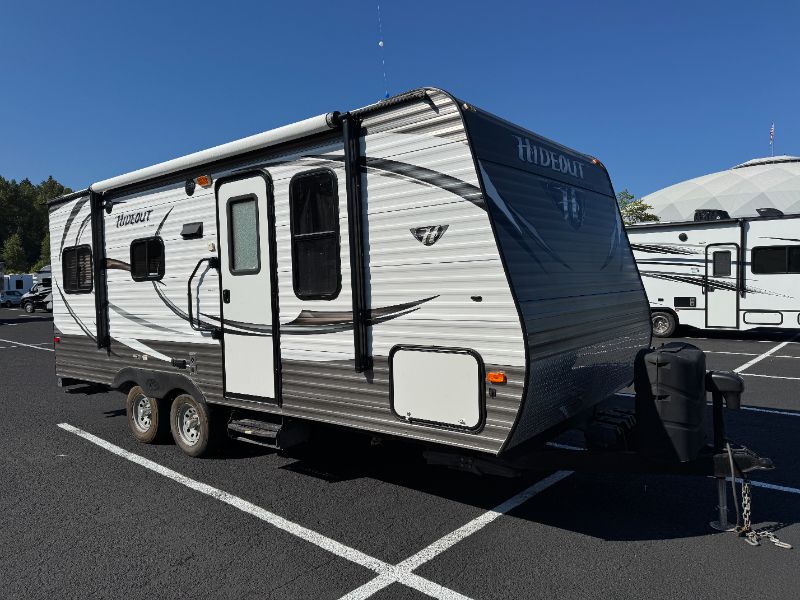 2016 Keystone Hideout 20RDWE - Image 1