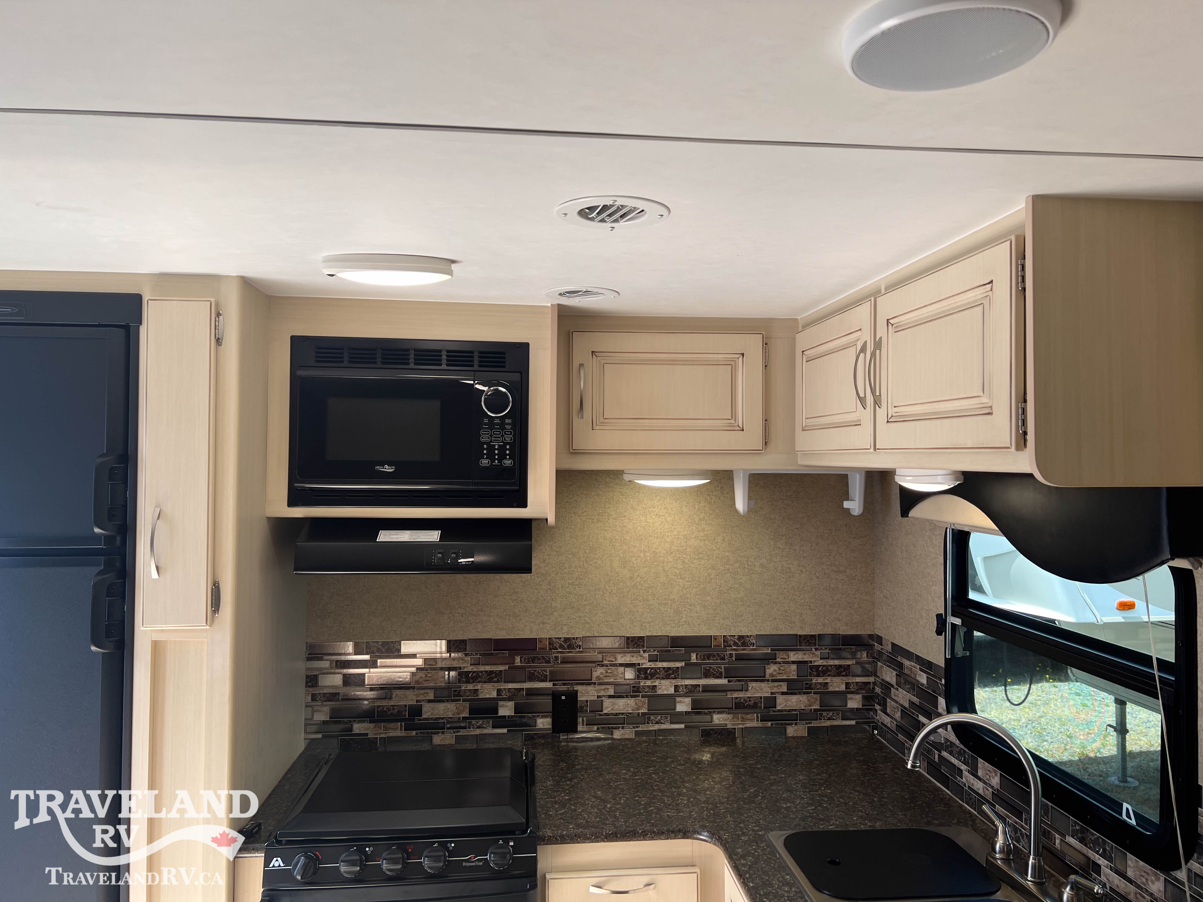 2017 WINNEBAGO MINNIE 24RKS - Image 7