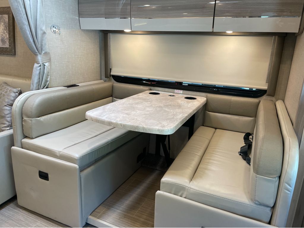 2023 Thor Motor Coach Delano Sprinter 24FB - Image 5