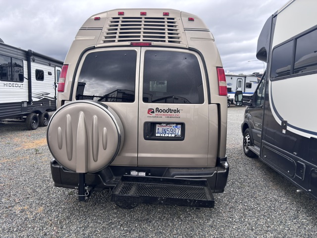 2008 Roadtrek Popular 210 - Image 4