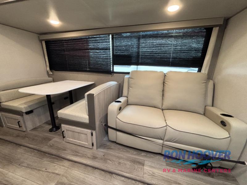 2026 COACHMEN CATALINA 343BHTSLE RHB - Image 12
