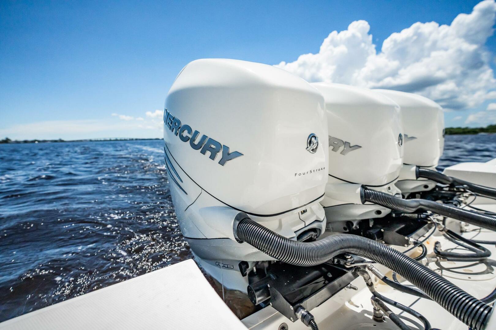 2018 Boston Whaler 380 Outrage - Image 47