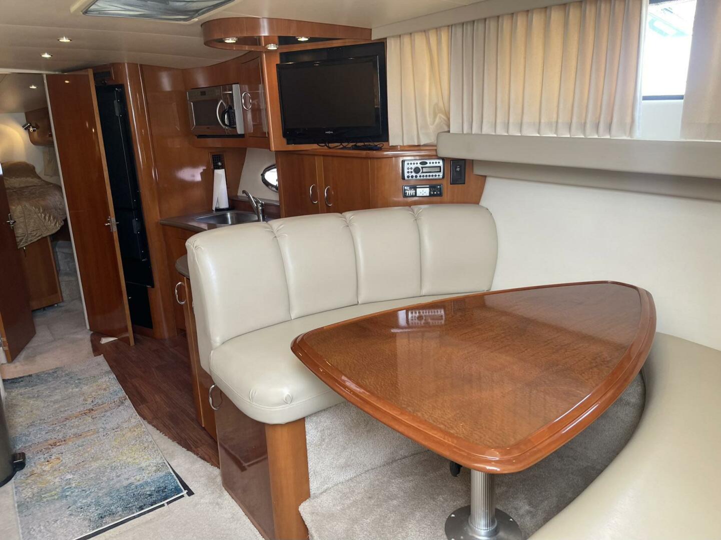 2006 Carver 36 Mariner - Image 35