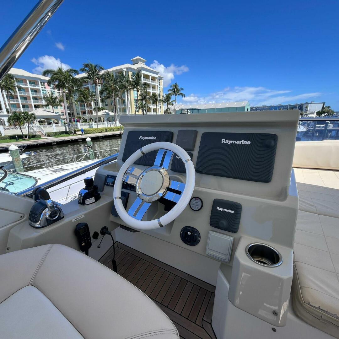 2015 Azimut 50 fly - Image 31