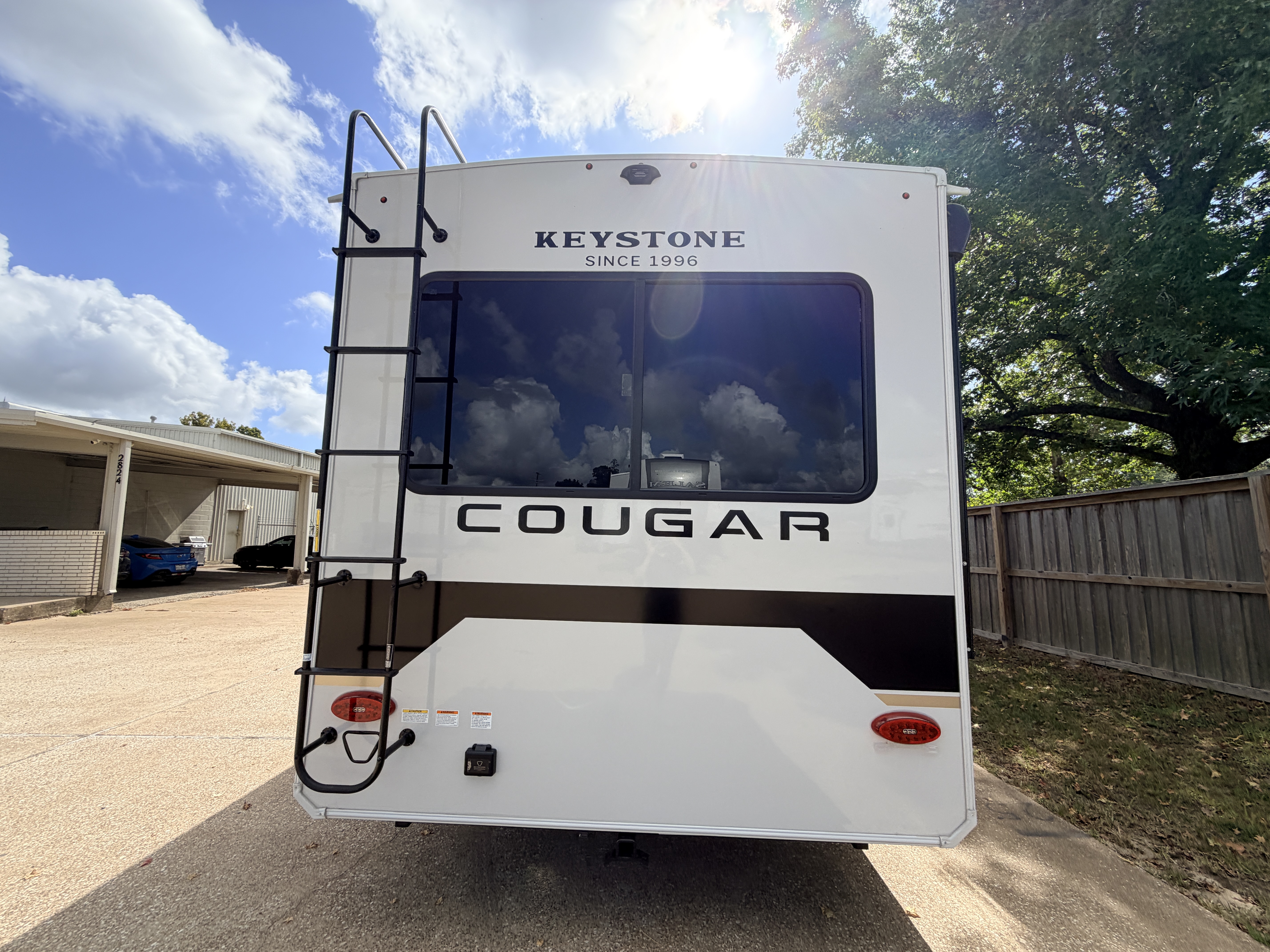 2027 Keystone Cougar Half-Ton 26RES - Image 6