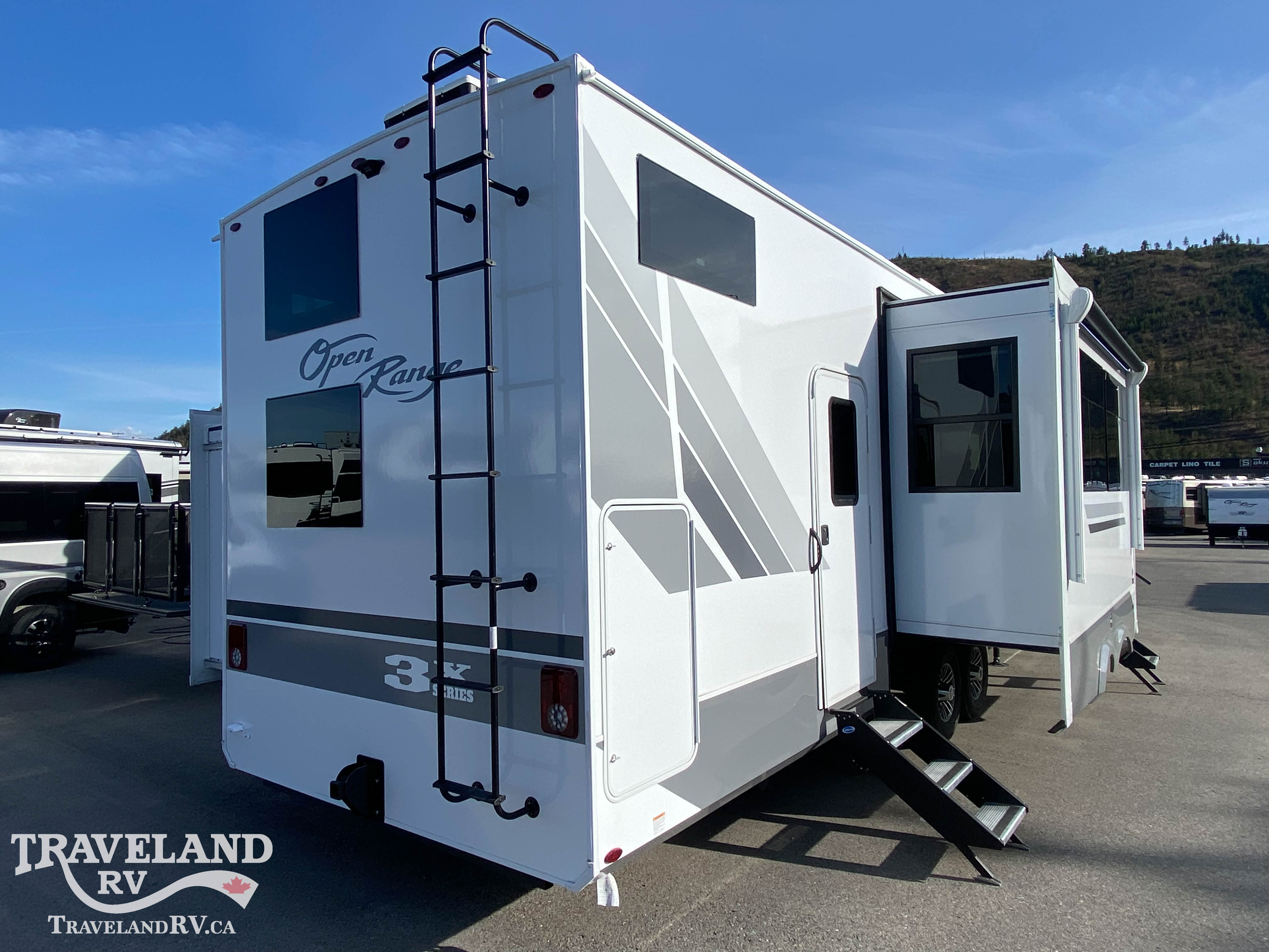 2027 Highland Ridge Open Range 3X 390TBS - Image 7