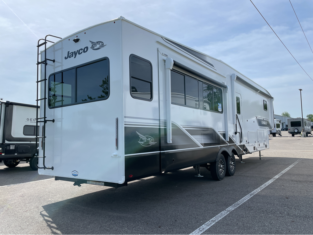 2026 Jayco Eagle 355MBQS - Image 3