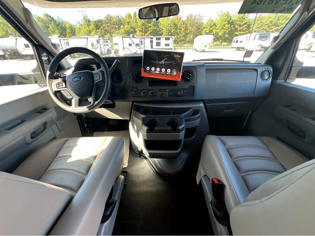 2027 ENTEGRA COACH ODYSSEY 29V - Image 25